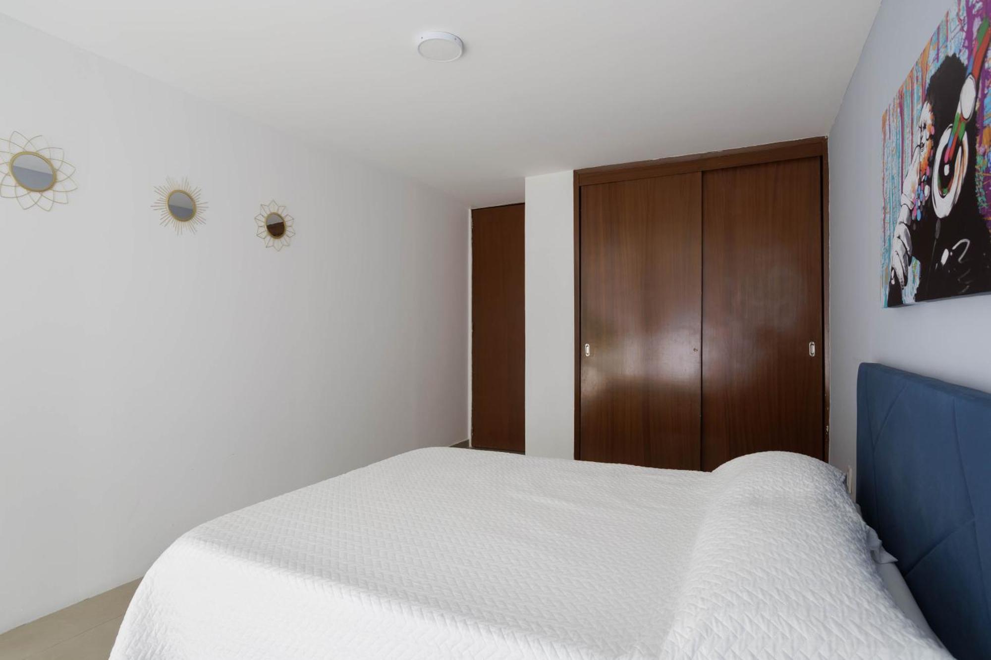Apartamento Socrates 378 *