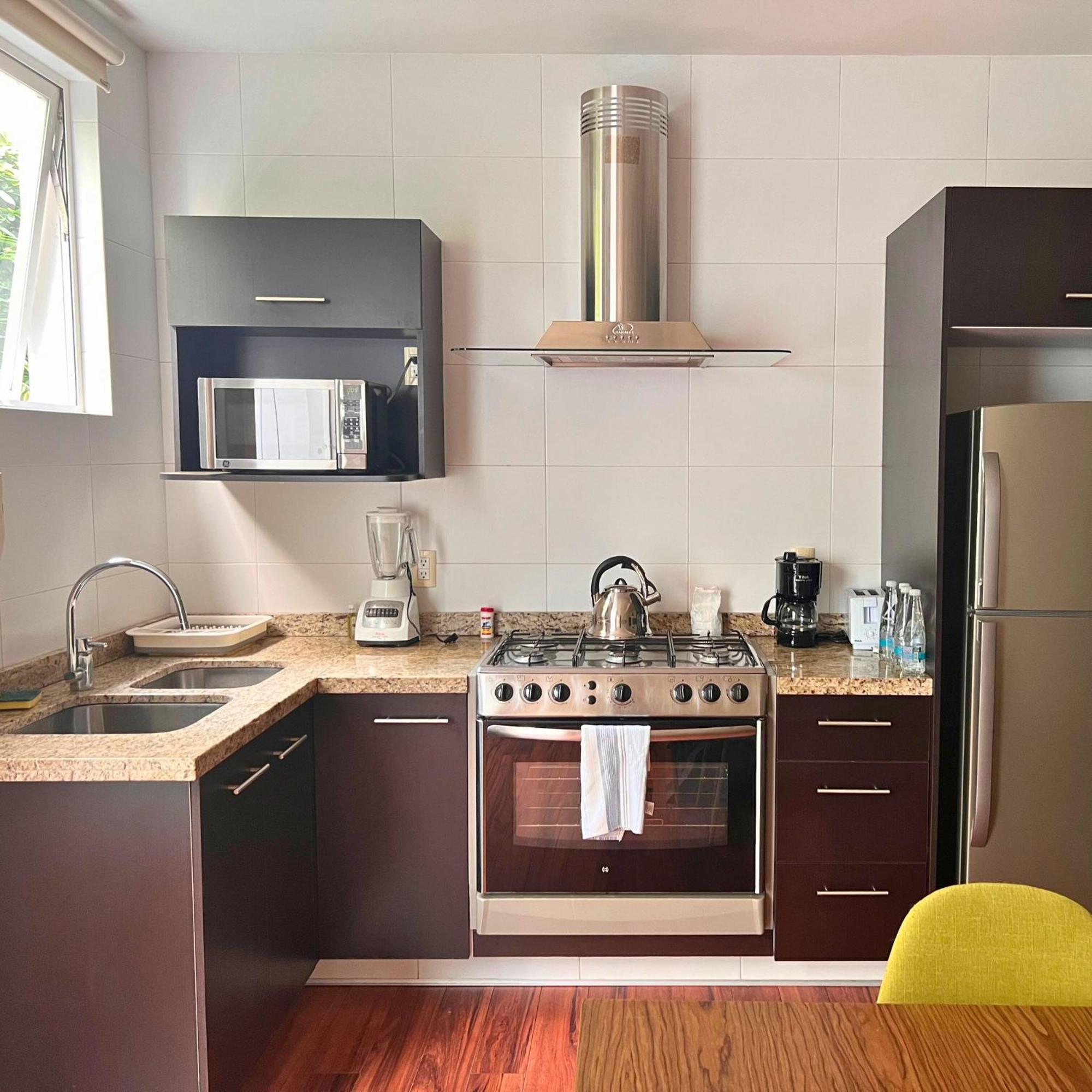 Condesa Amsterdam F Elegant With Inviting Ambiance On Amsterdam Avenue Apartamento