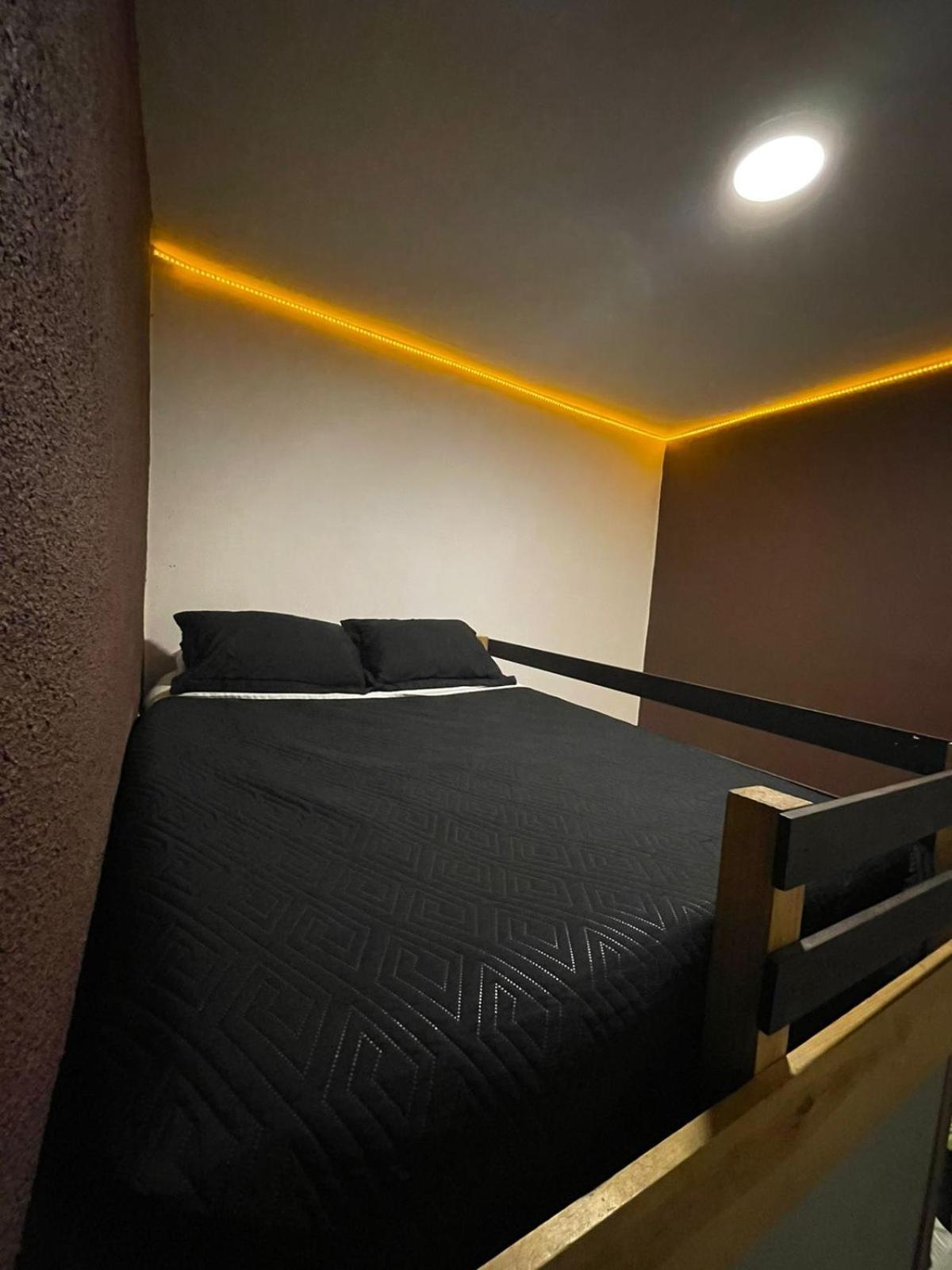 Hostal Roomies Centro Medico *