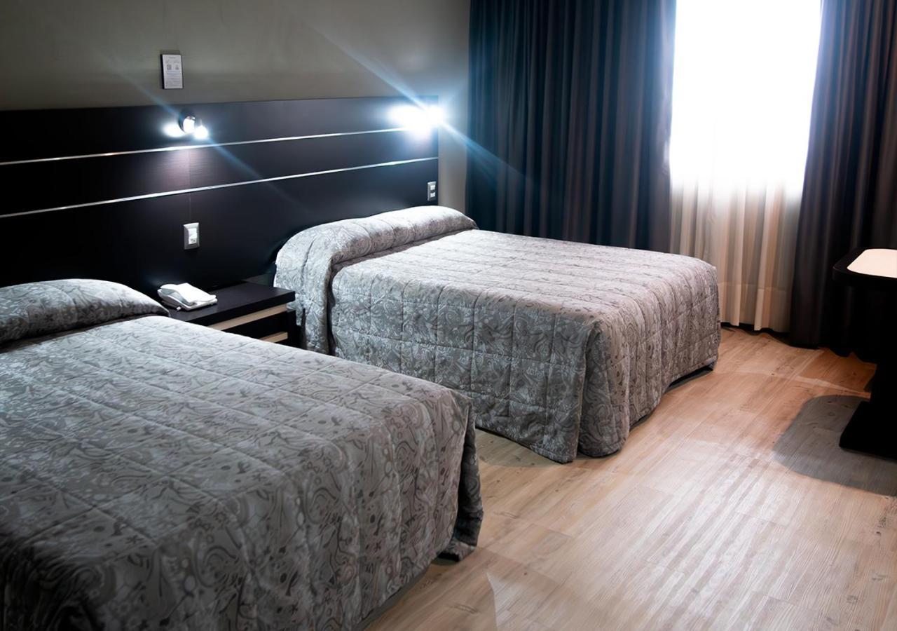 Hotel Parque Satelite
