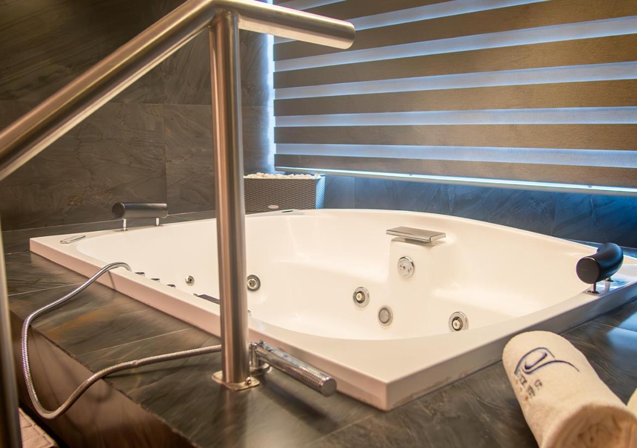 Hotel Parque Satelite 4*