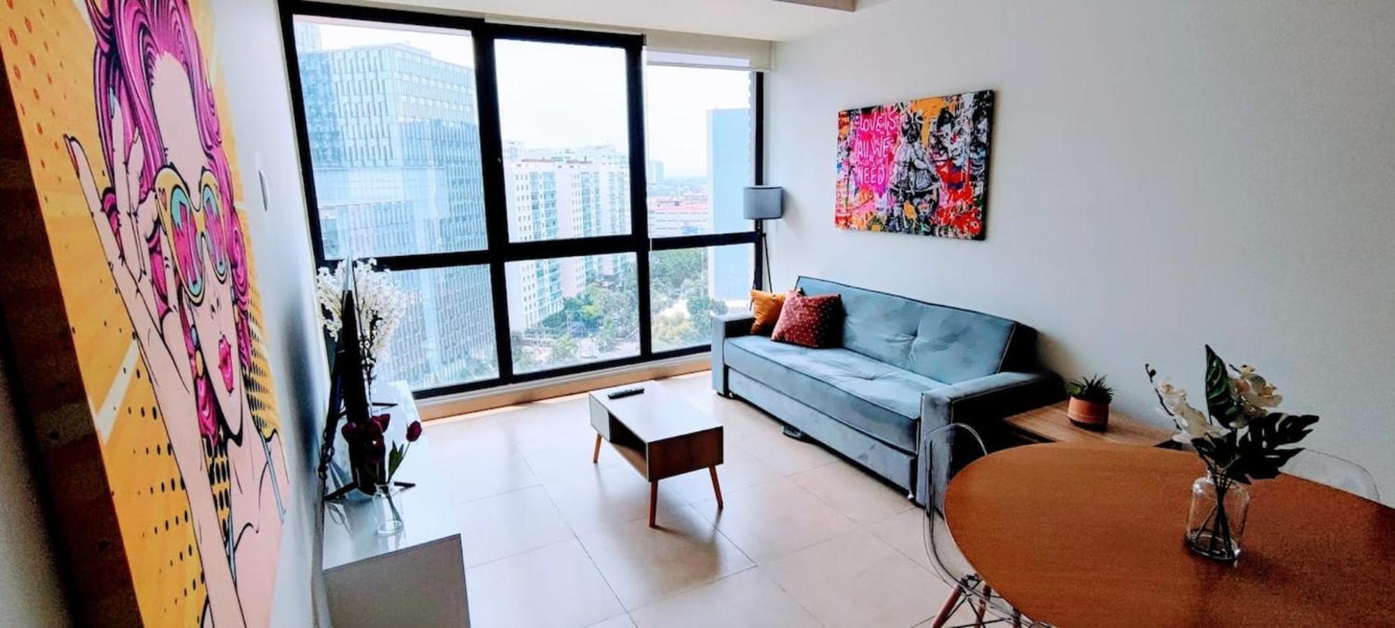 Stylish High-rise Ks Bed, Pool! *