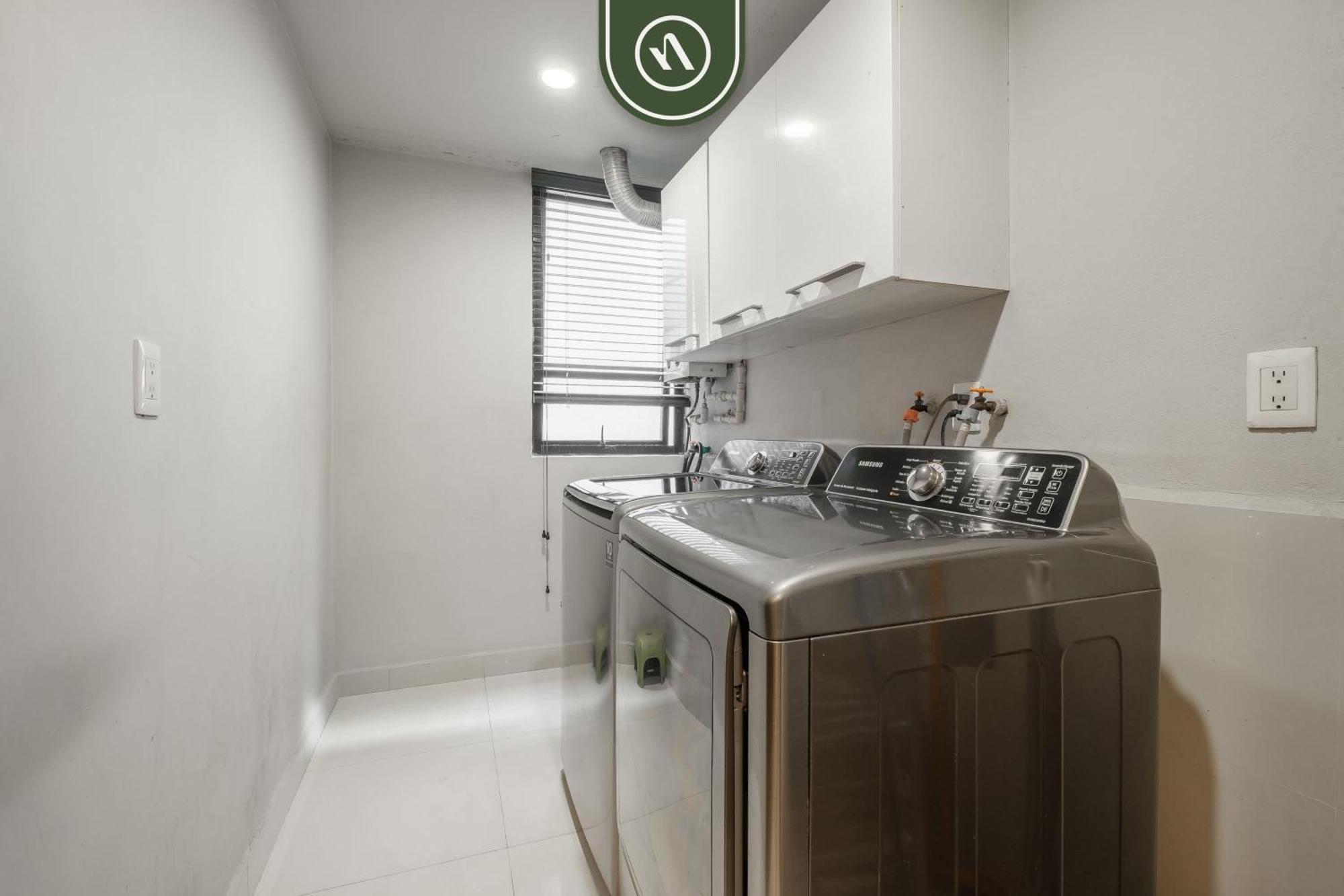 2 Bedroom Penthouse In Roma - Private Rooftop Garden Mexico City