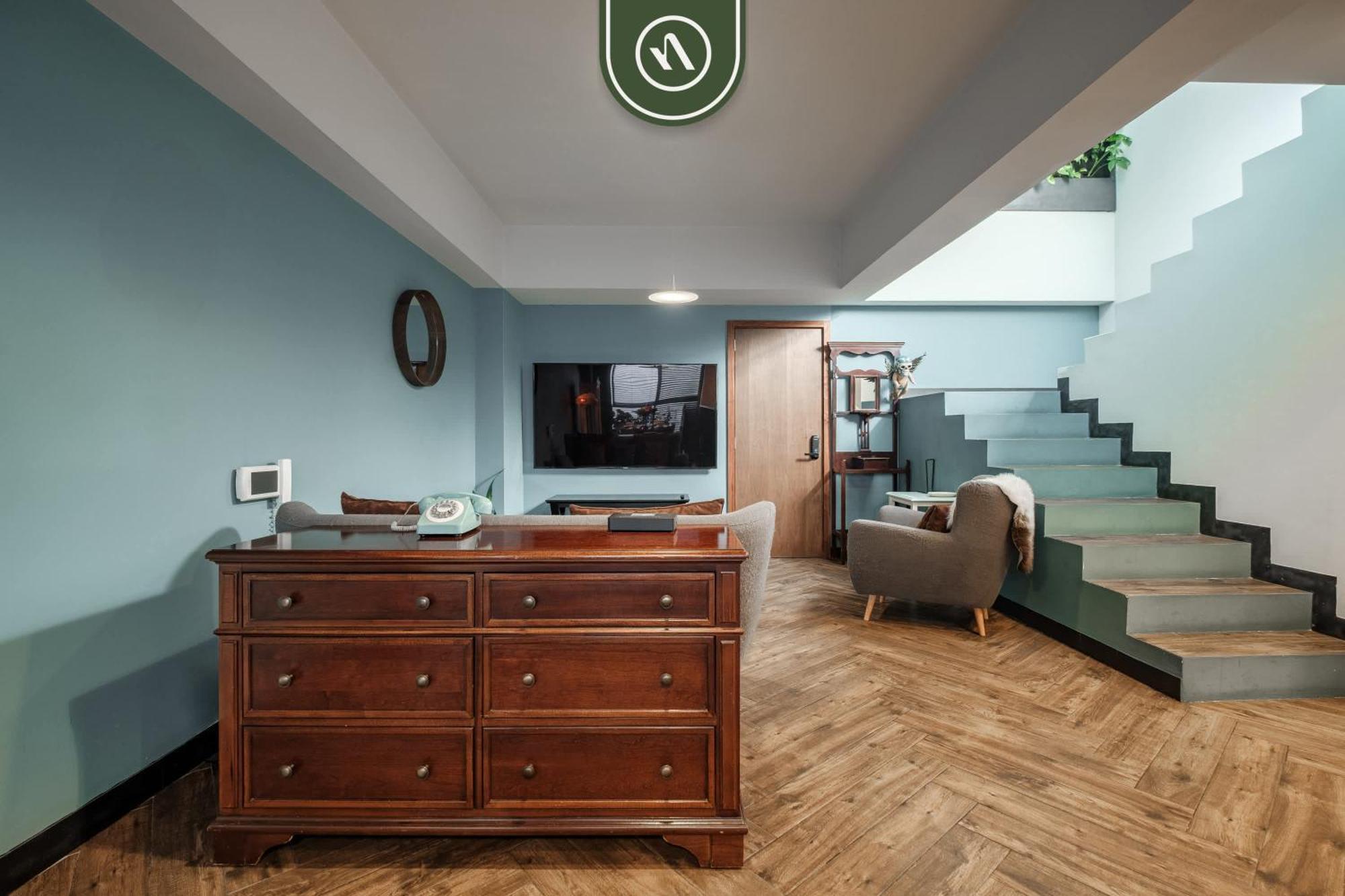 2 Bedroom Penthouse In Roma - Private Rooftop Garden Apartment *