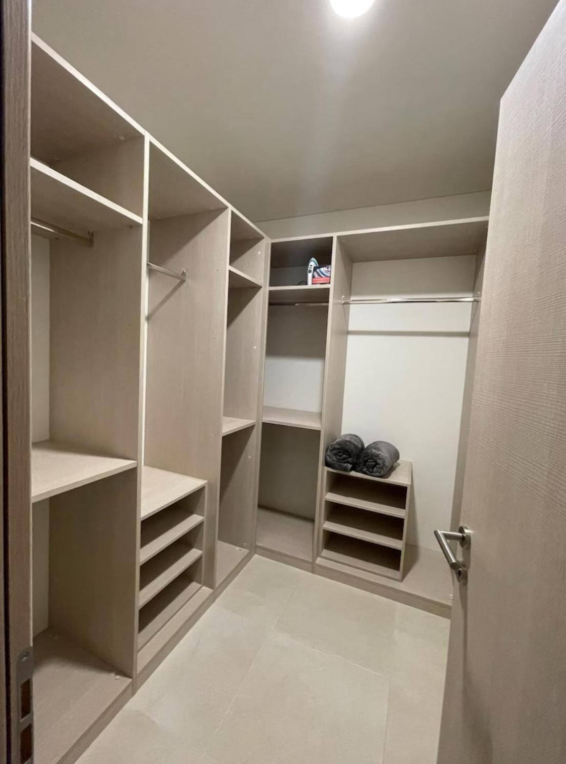 Apartamento Nuevo Y Lujoso!