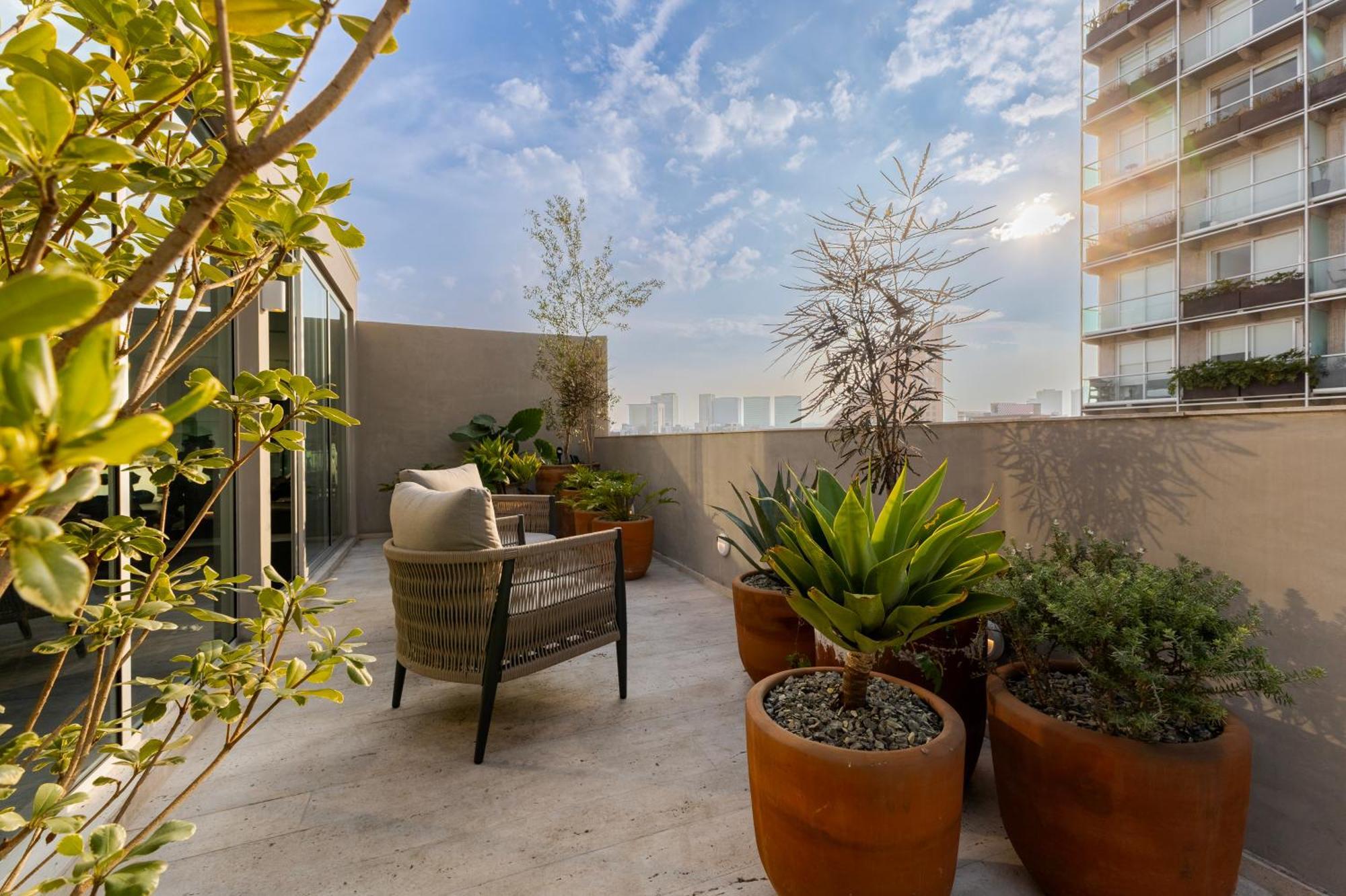 Capitalia - Luxury - Edgar Allan Poe Apartment Mexico City