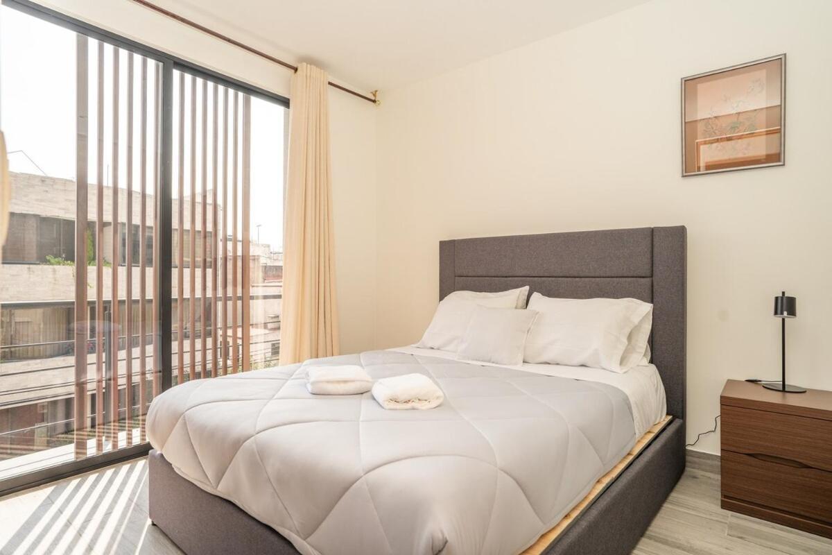 Modern 2 Bedroom With Gym And Pool *