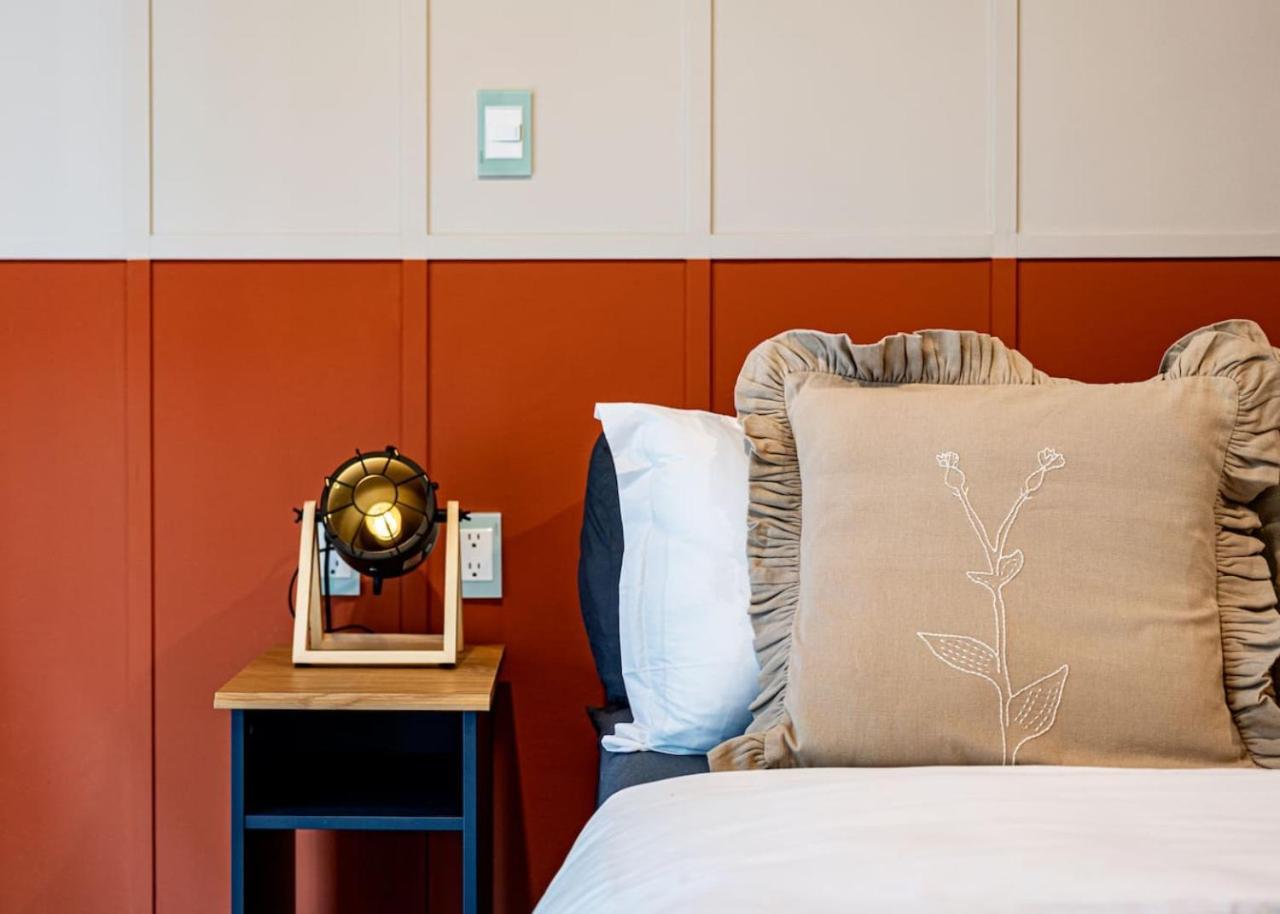 Stylish Urban Retreat With Balcony And Coworking Space * México DF