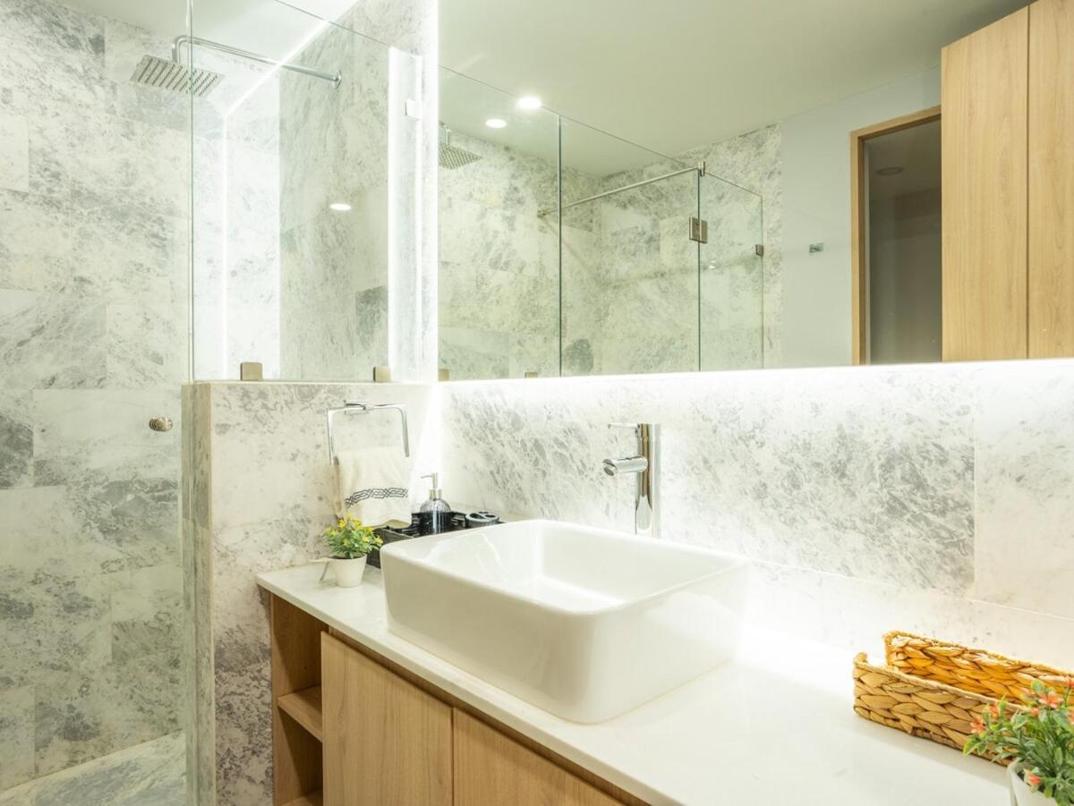 Stunning 3br In Condesa With Terrace, Pool & Gym * México DF