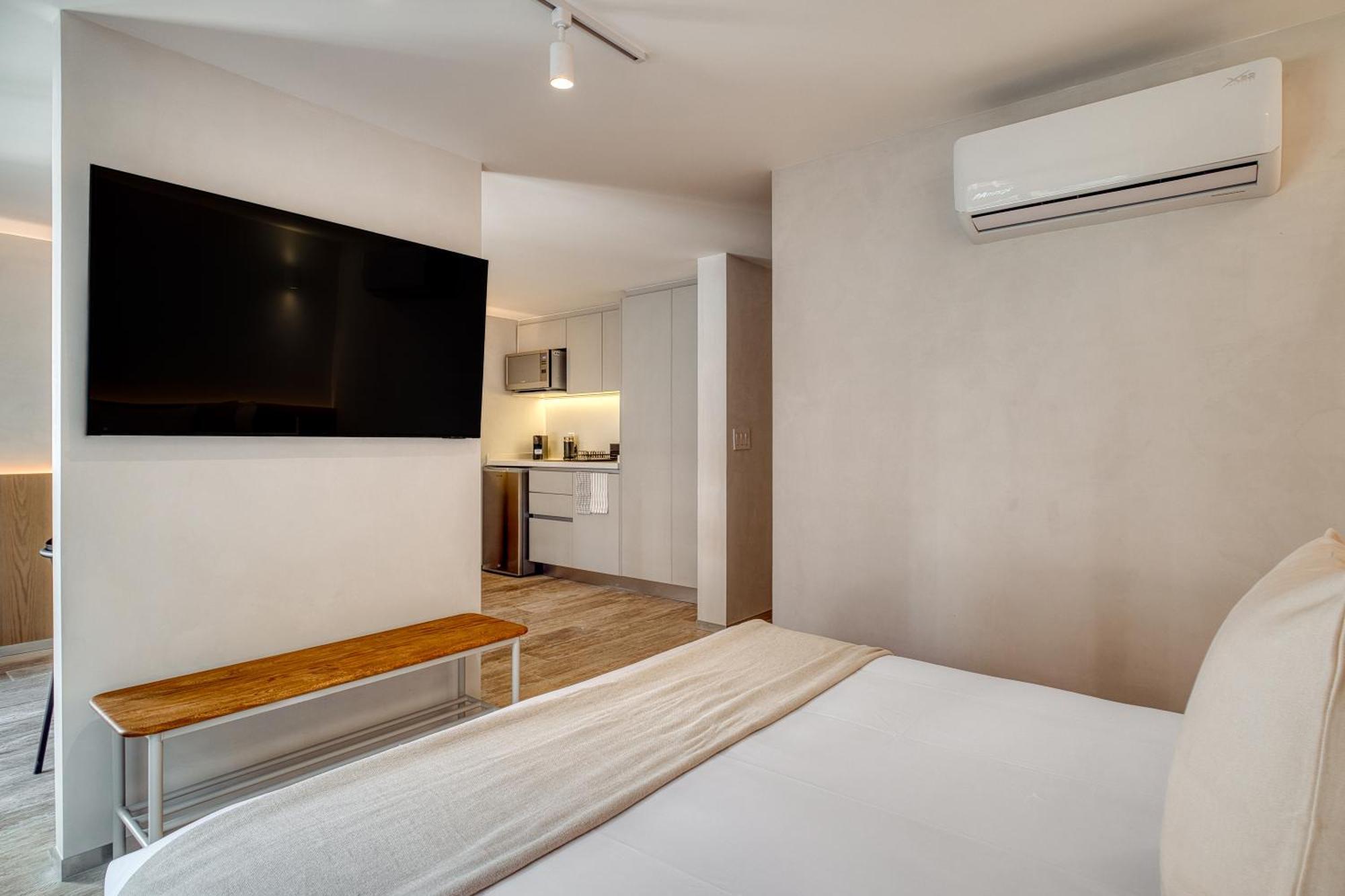 Casa Hugo * Mexico City