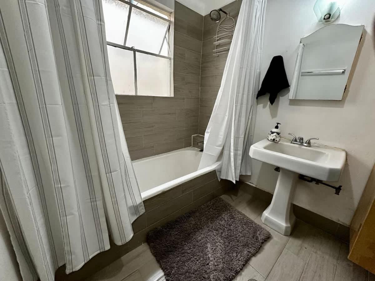 Double Large 4br In Condesa