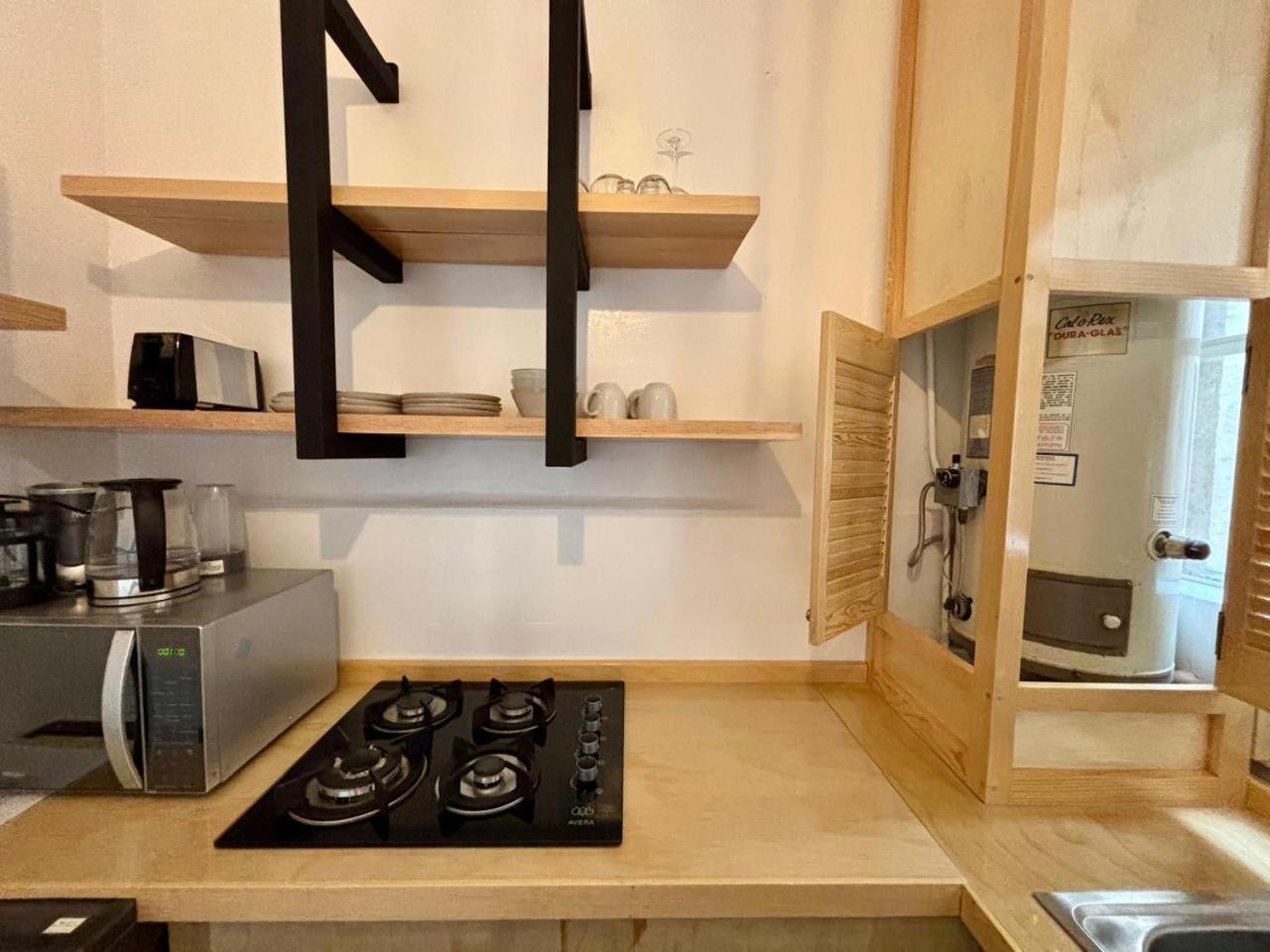 3 Bedroom Double Place & Condesa