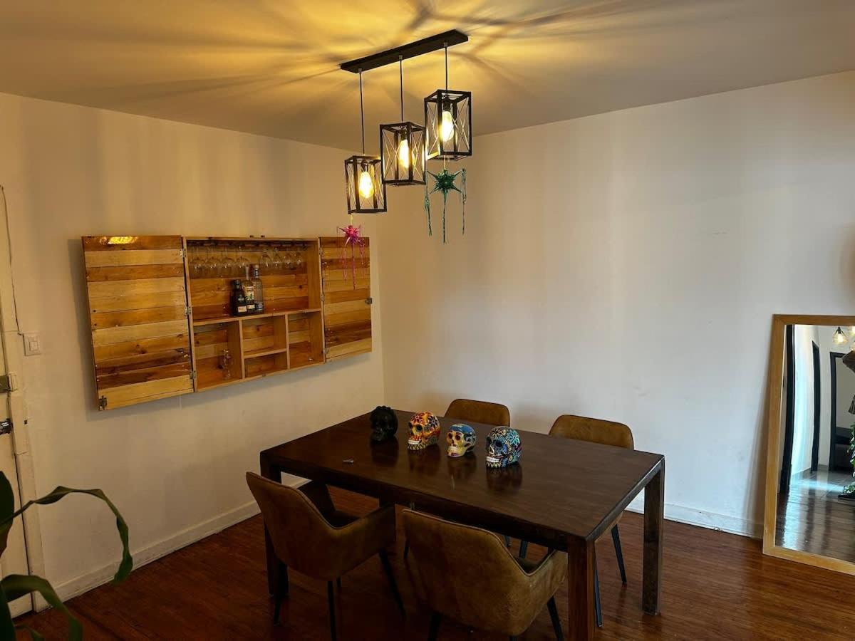 2 Bedroom Hipster In Esquina Del Chilaquil Apartment *