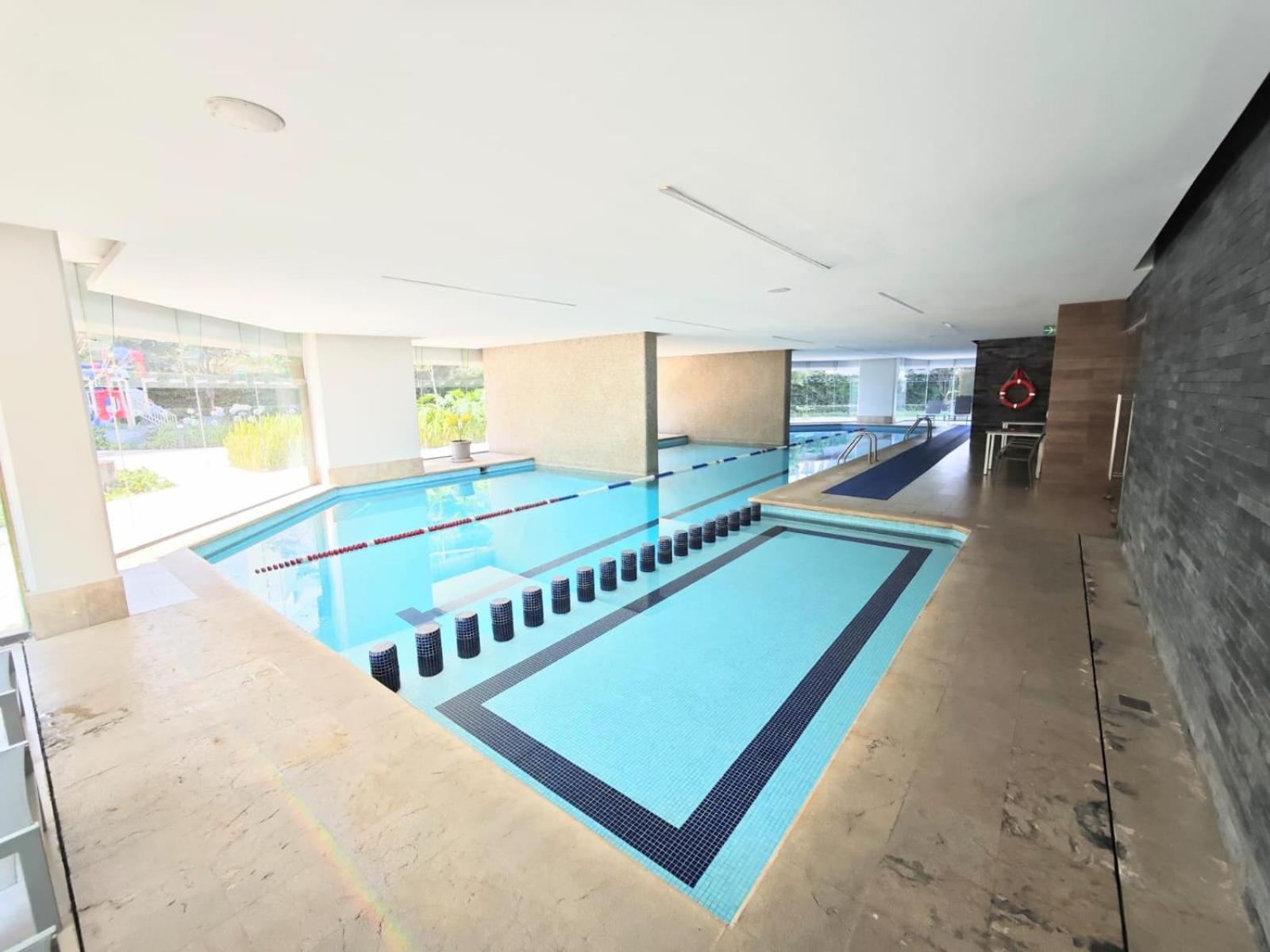 Stylish High-rise Ks Bed, Pool! * México DF
