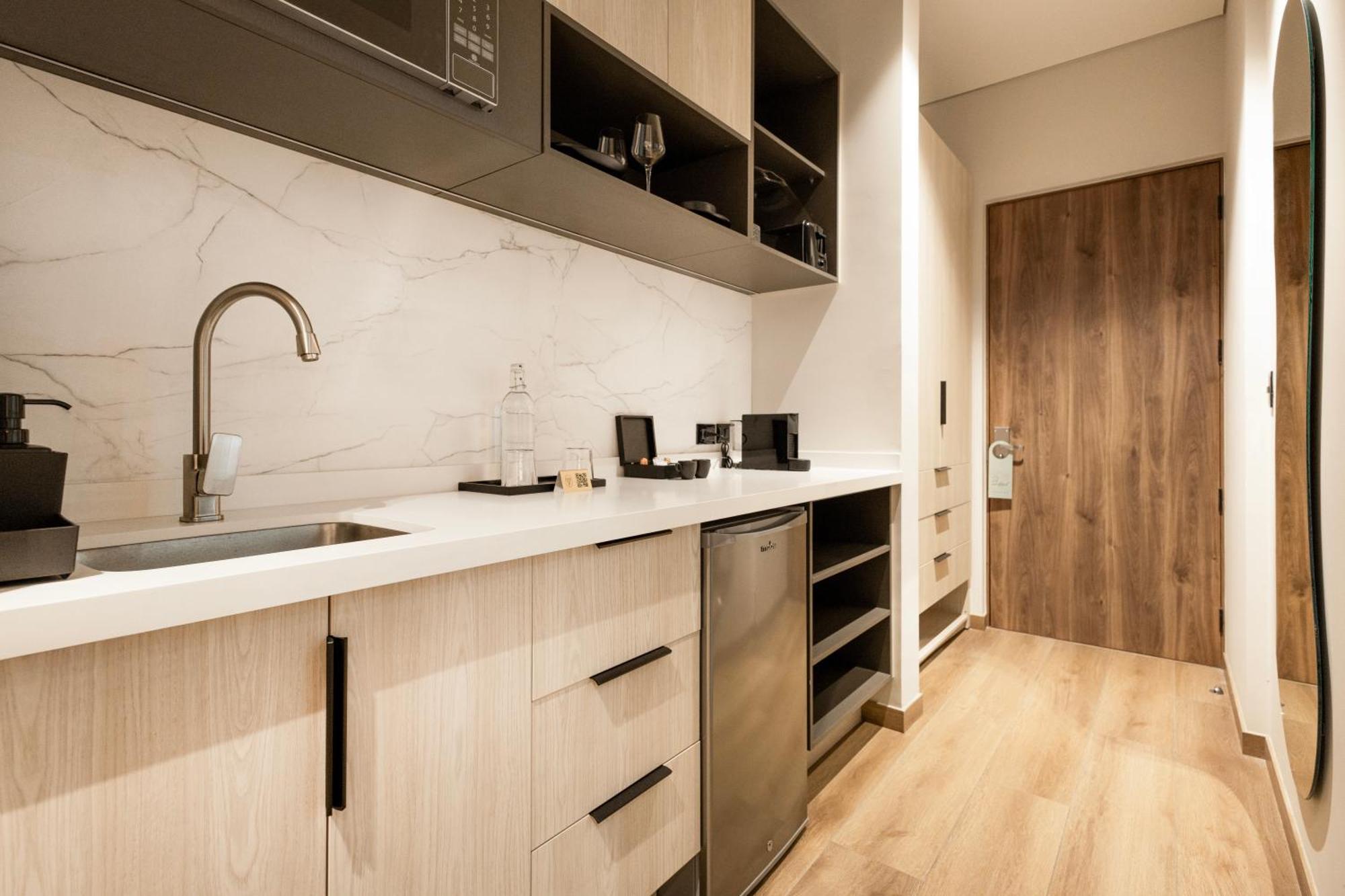 Hotel Vuestro Boutique 4*