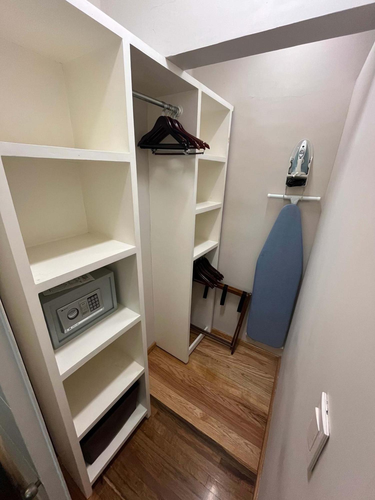 Arquimedes Deco - Colourful 1br In Polanco
