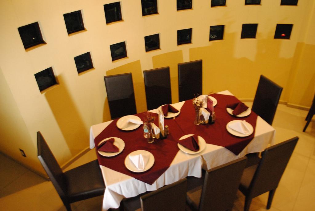 Hotel del amor La Moraleja 3*
