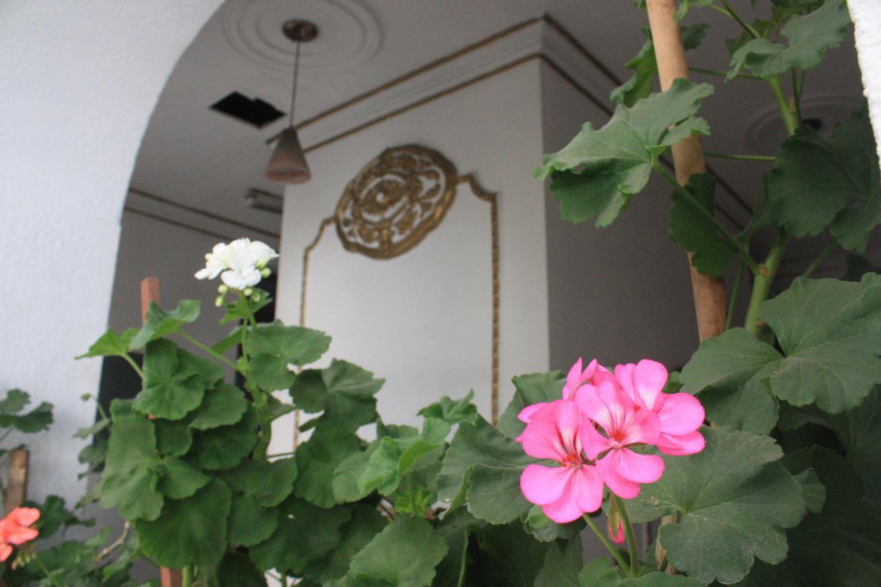 Casa De La Luna Hotel