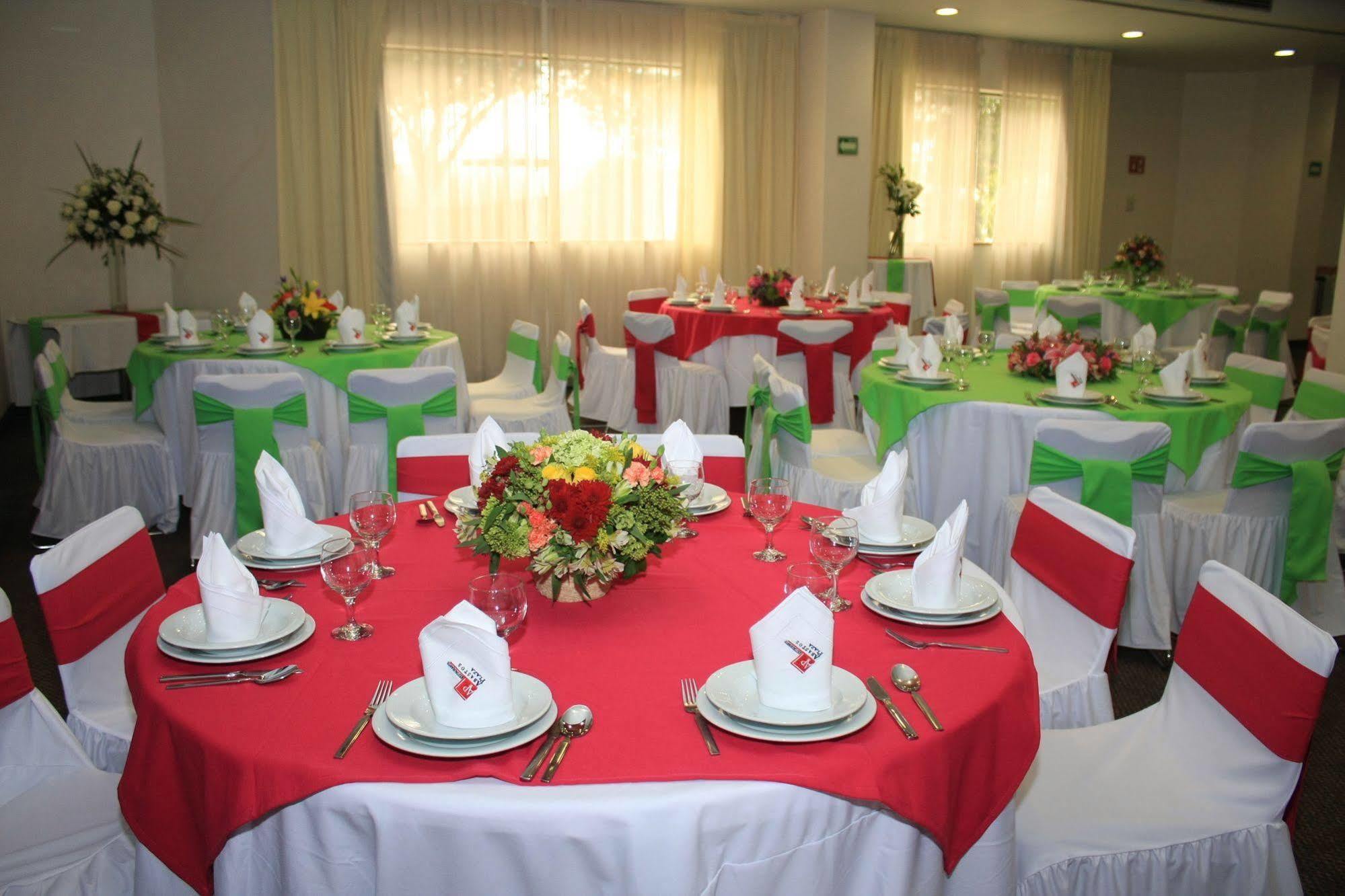 Hotel Abastos Plaza 4*