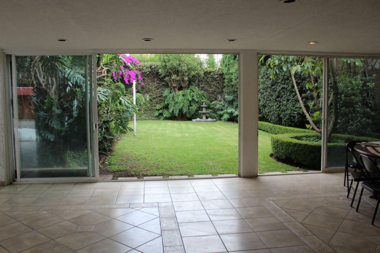 Echegaray Casa Con Enorme Jardin *