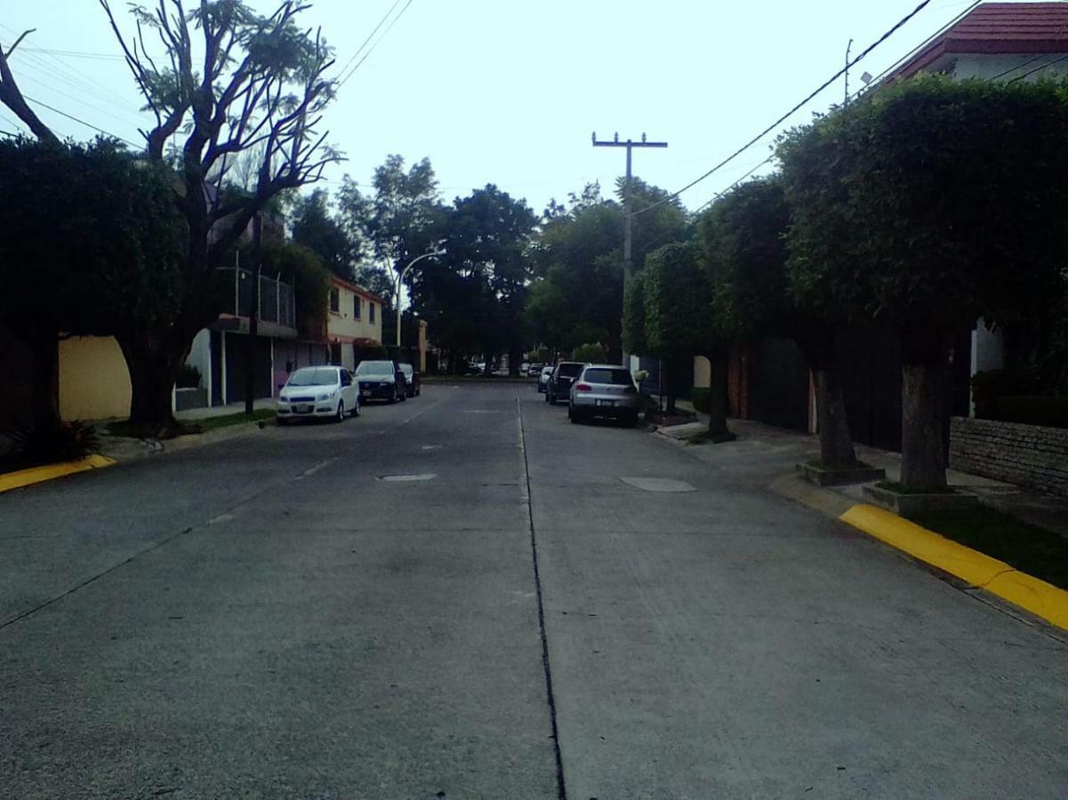 Echegaray Casa Con Enorme Jardin